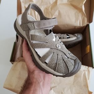 Keen Rose Sandal NWT Sizes 6-9 Available